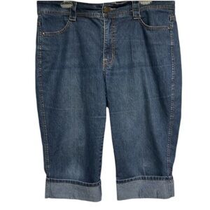 Croft & Barrow Denim Capri Jeans Women’s Stretch Cuffed Blue Jean Capris Size 16